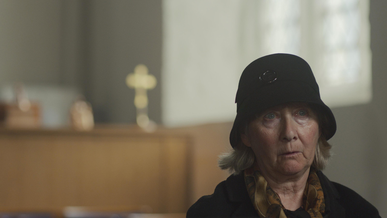 Gypsy's Kiss backdrop