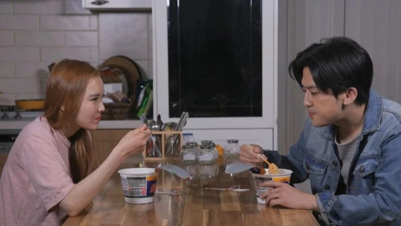 Little Older Sister 2 backdrop