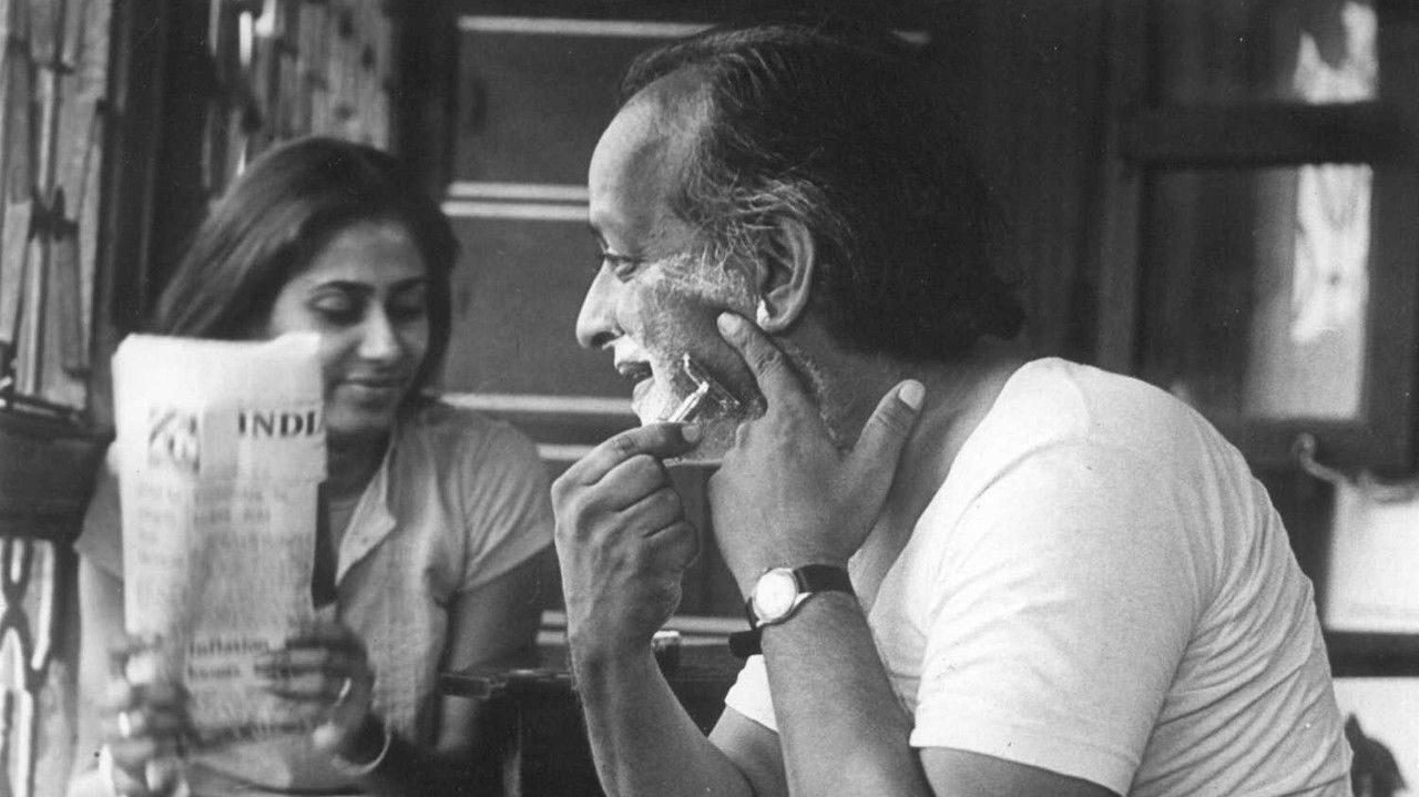 Albert Pinto Ko Gussa Kyoon Aata Hai backdrop