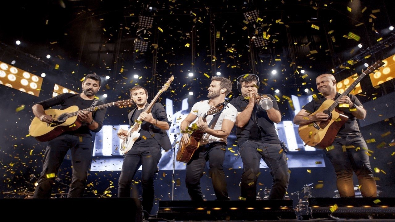 Pablo Alborán - Tour Terral backdrop