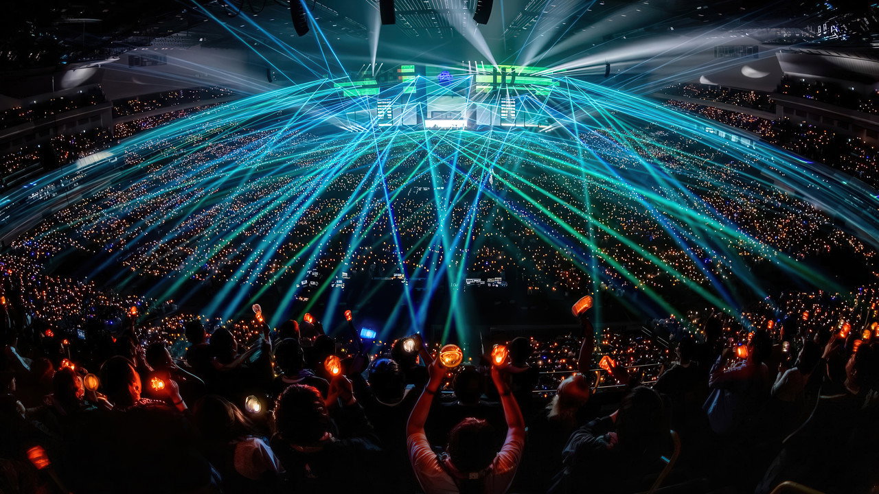 Ado - WORLD TOUR 2025 “Hibana”@Saitama Super Arena backdrop