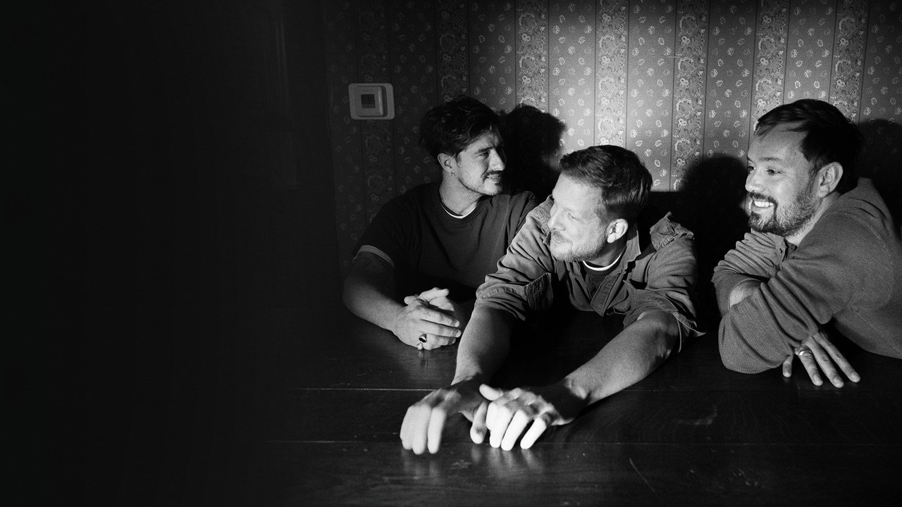 City Sessions: Mumford & Sons backdrop