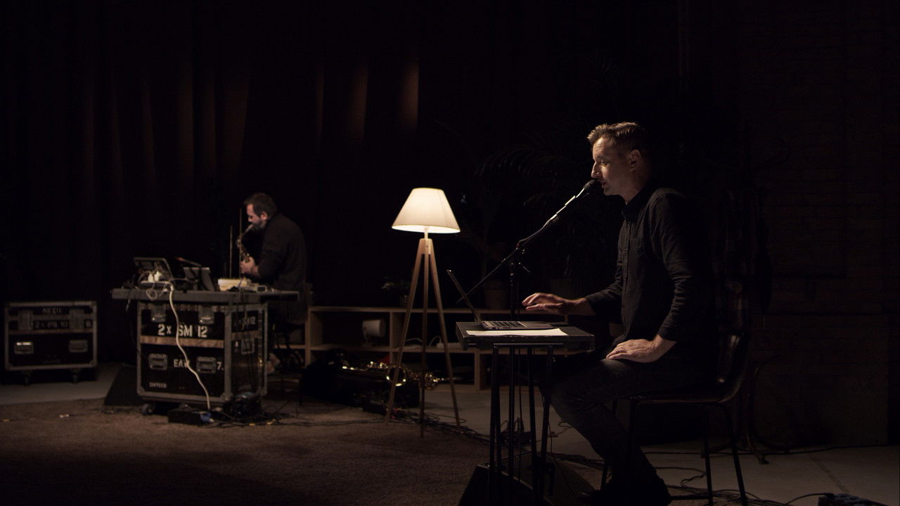 Divisional Live backdrop