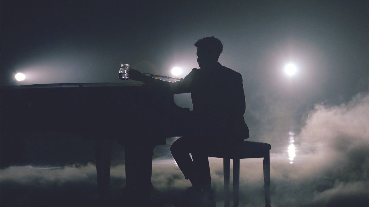 最优的我们 backdrop