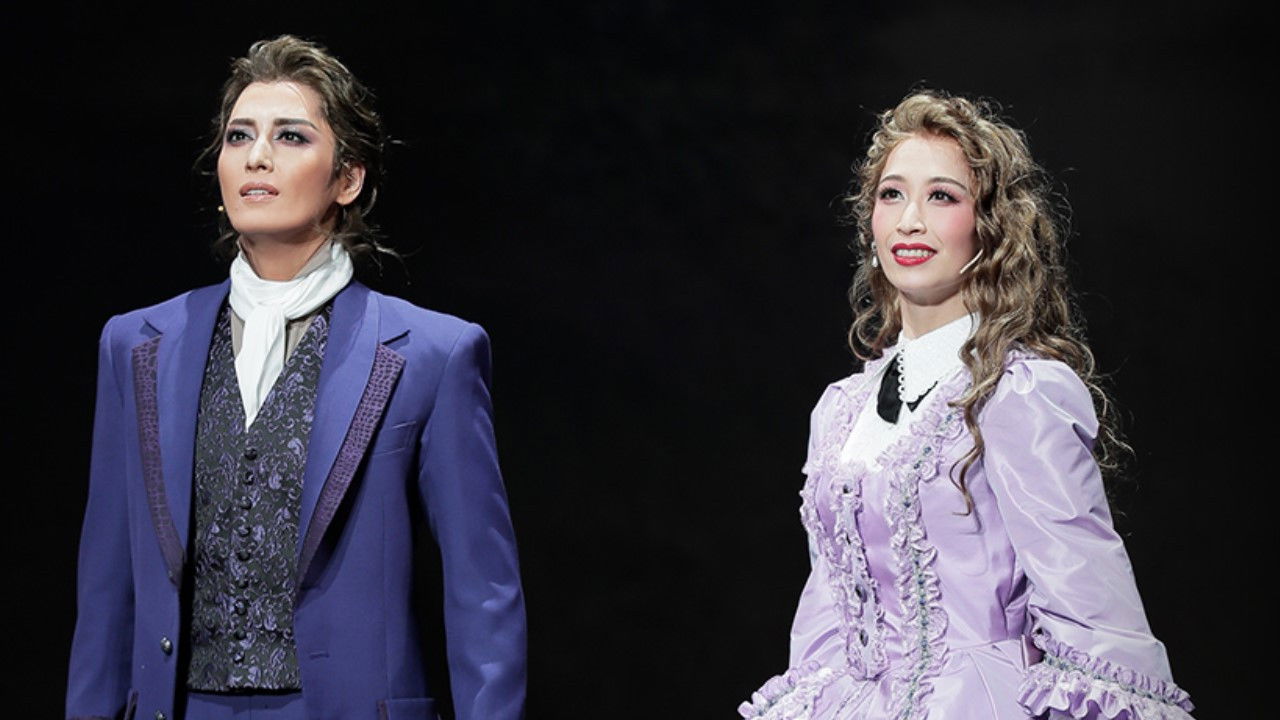 Eternal Voice: Lingering Feelings backdrop