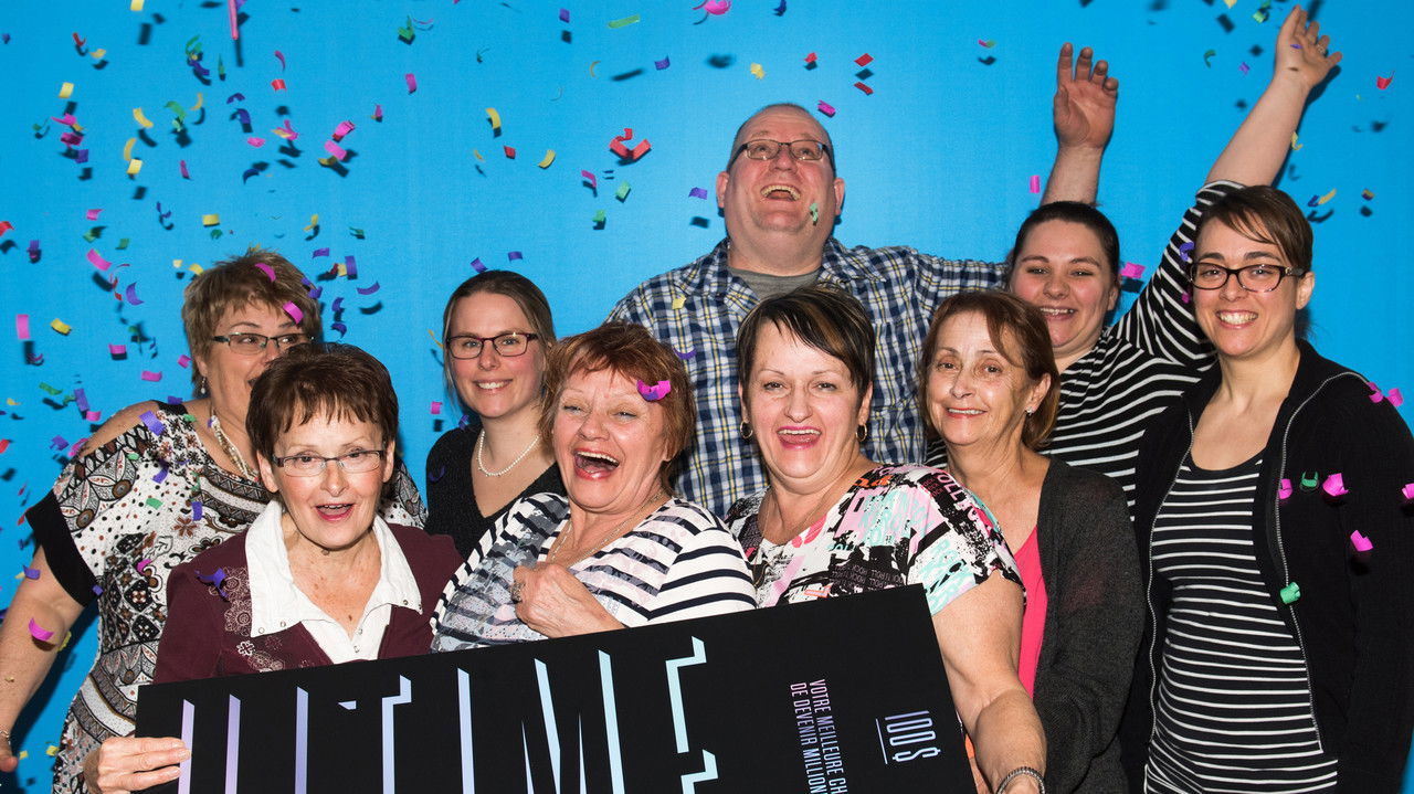 Ça change pas le monde backdrop