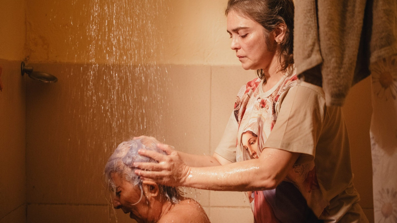 Ladeira Abaixo backdrop