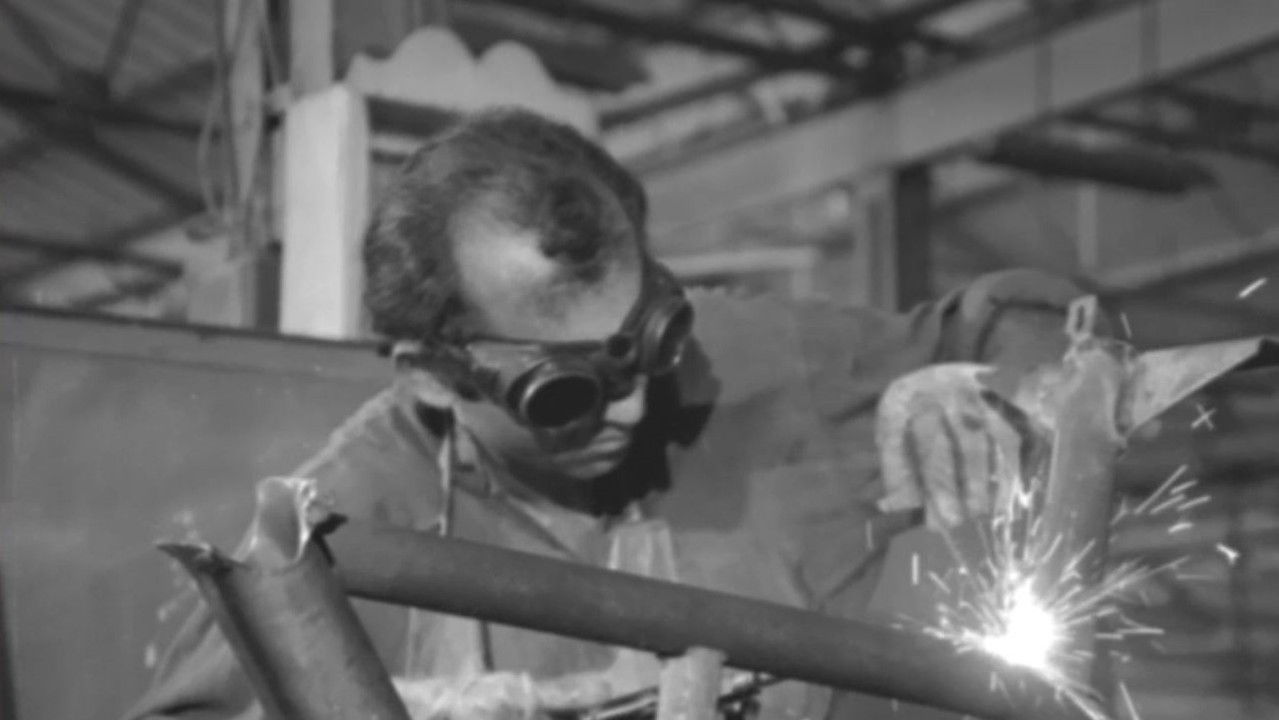 Tan Ki Chandi Man Ka Sona backdrop