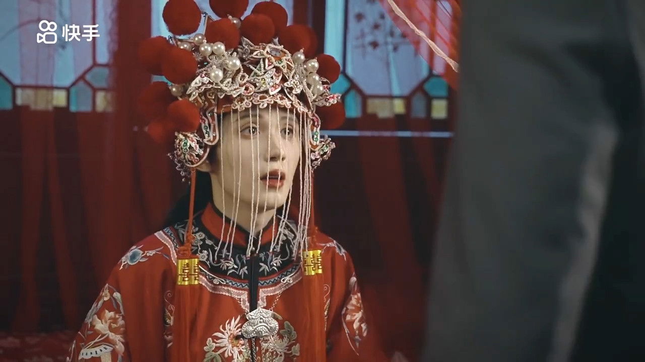 满城云雨锁淮舟 backdrop