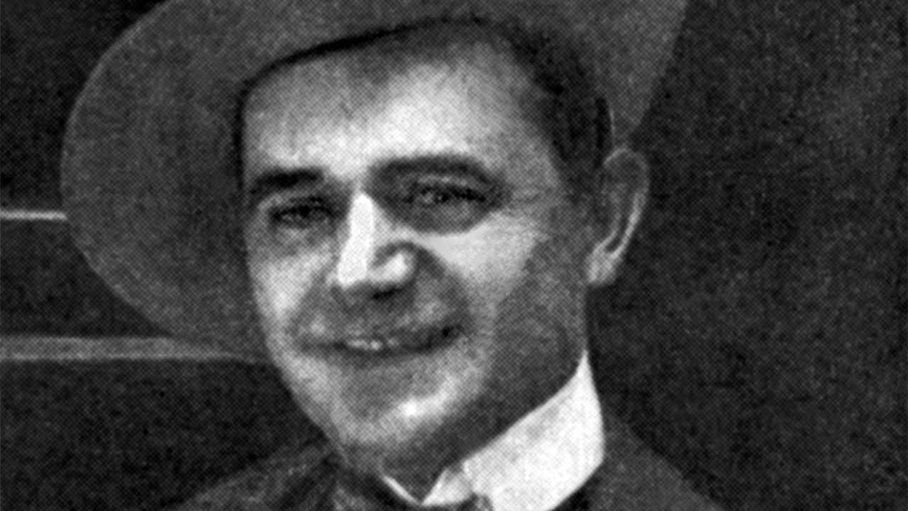 Antos in Warsaw For the First Time backdrop