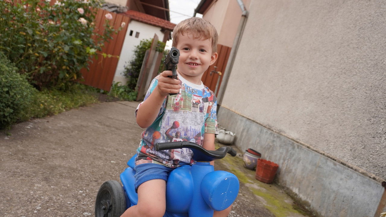 Kids with Guns backdrop