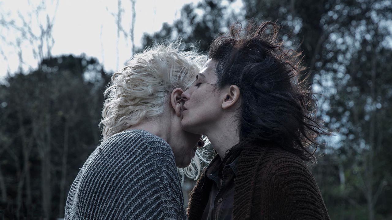 Sunday's Illness backdrop