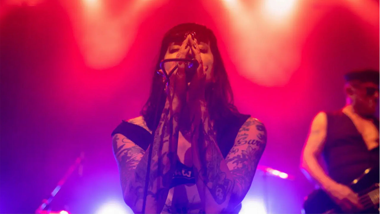Bif Naked backdrop