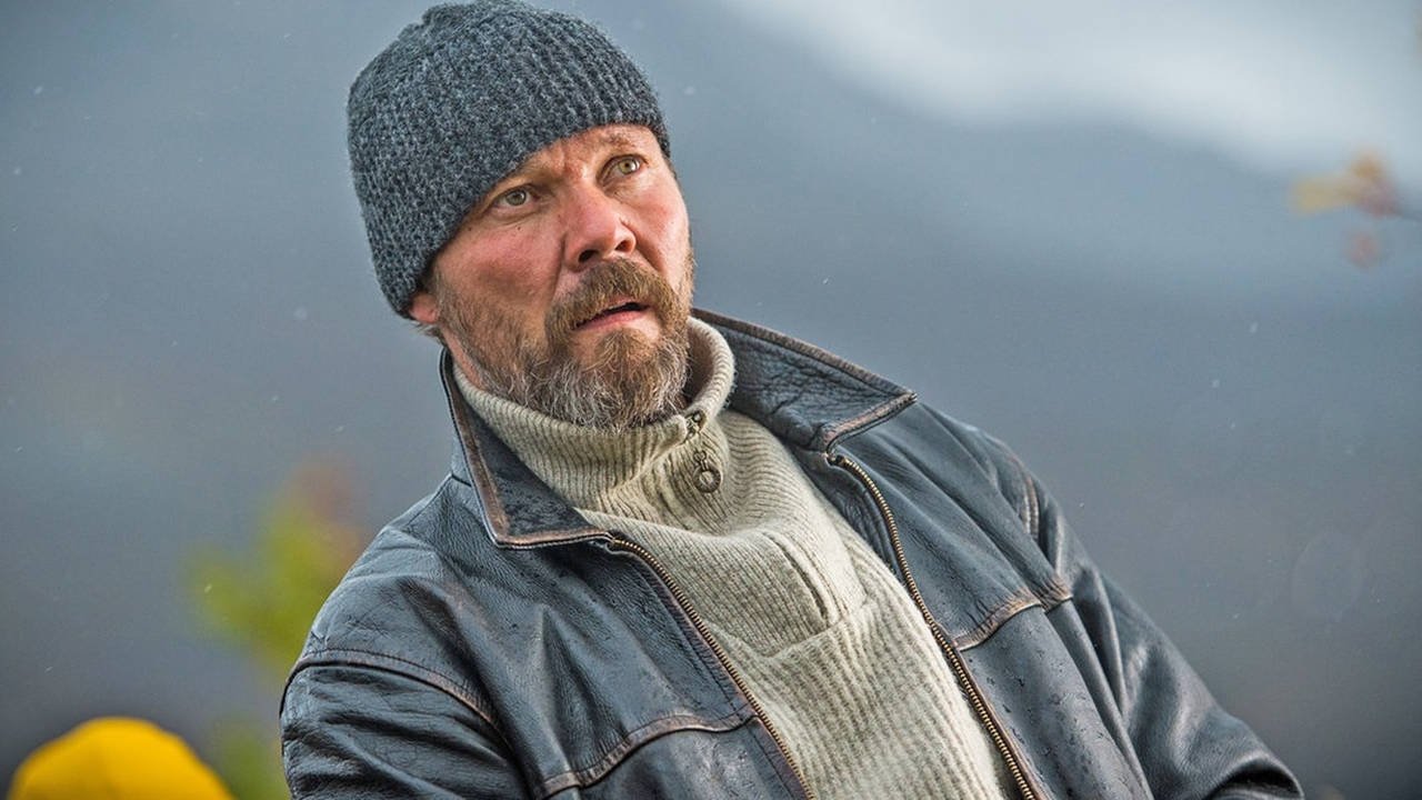 Glass Dolls backdrop