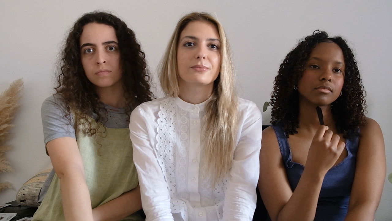 Quatro Paredes backdrop