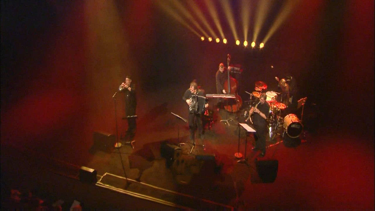 Richard Galliano La Strada Quintet - Tribute To Nino Rota backdrop