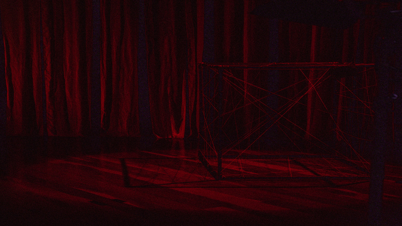 Sangue de Lobo, Pele de Cordeiro backdrop