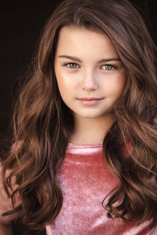 Mila Harris as Young Lynch
