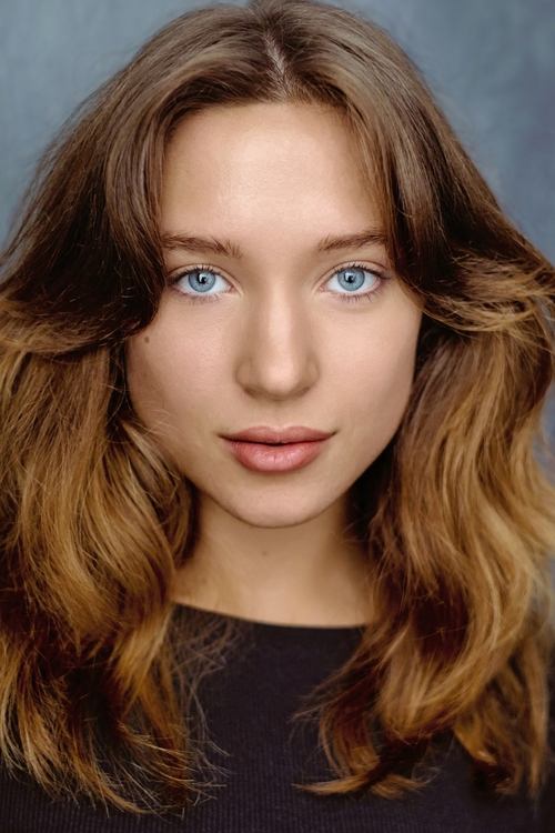 Sofia Shallai as Princess