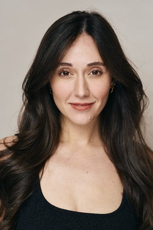 Gabriella Wisdom as Amy