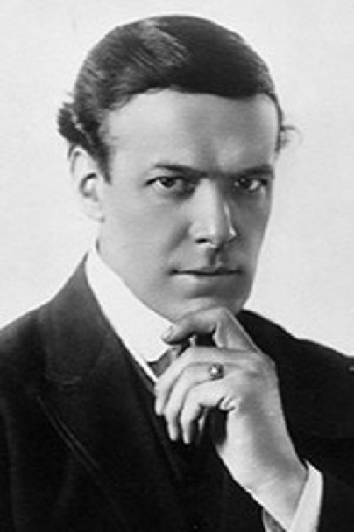 Frank Farrington as General Pershing