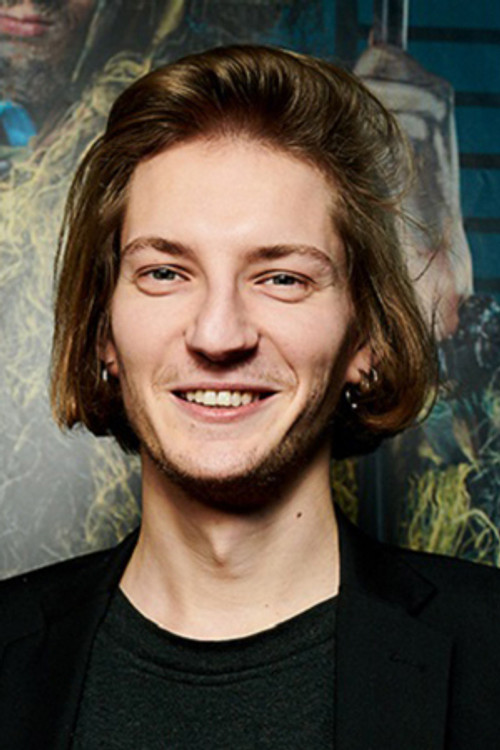 Andrii Lidahovskyi as Vadym Rott