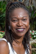 Valdineia Soriano as Maria