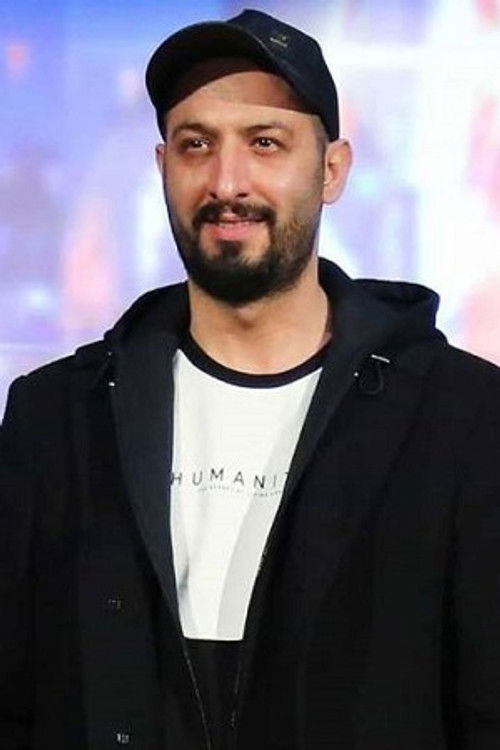 Hossein Omidi as Shahram