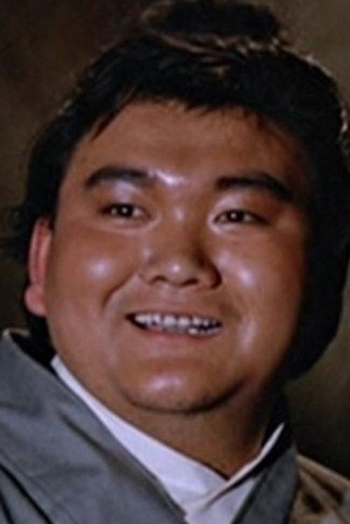 Lau Kwan as 1st Young Master