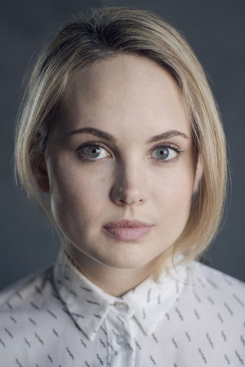 Meaghan Jette Martin as Vera