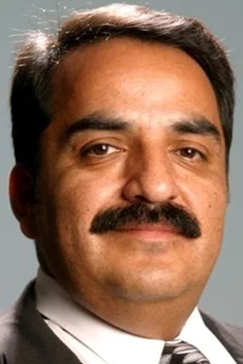 Julio Escalero as Taxista