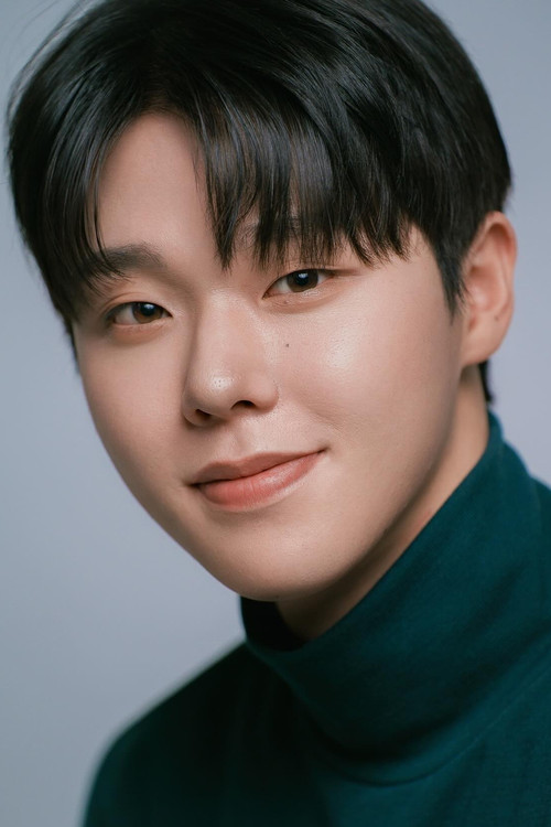 Baek Lee-on as Man Su