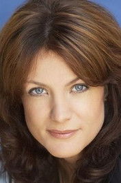 Ellie Archer as Aunt