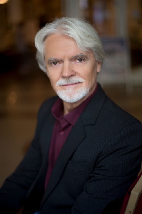 Lajos Csuha as Voice