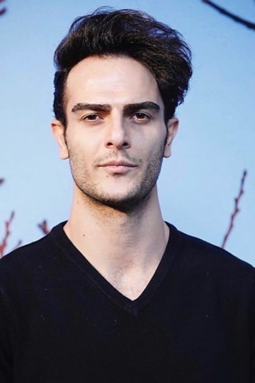 Danial Kheirikhah as Mosleh