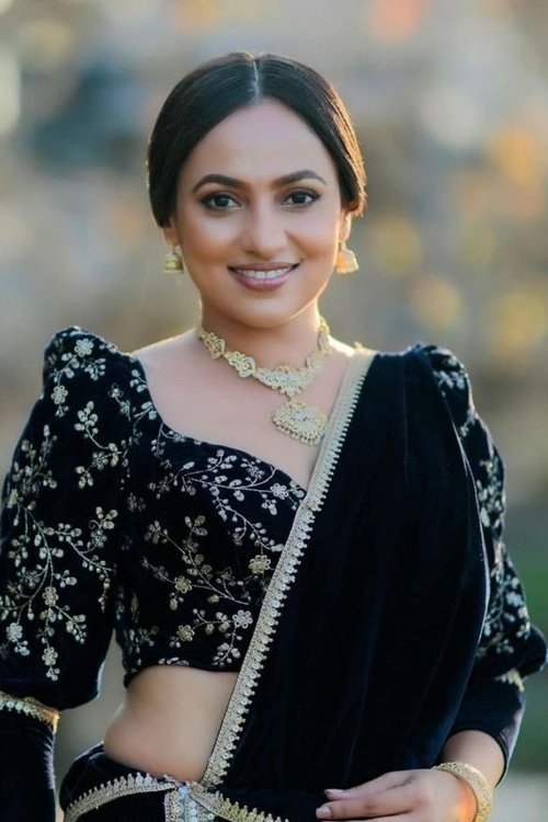 Udari Warnakulasooriya as Cameo