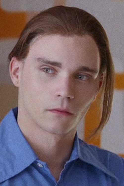 Zac Renfree as Larry