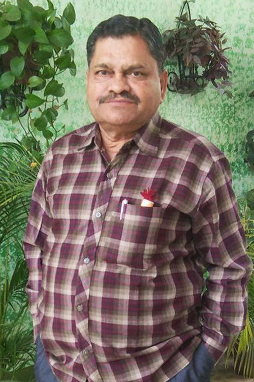Shyam Babu Sharma as Dr. Saab