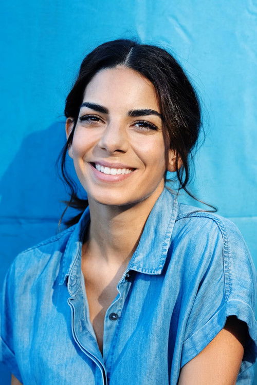 Lilli Hollunder as Damla