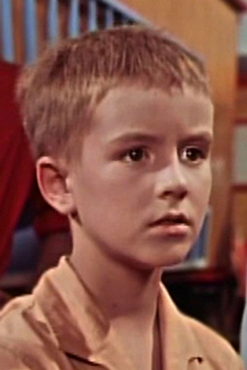 Ulrich Mende as Lutz