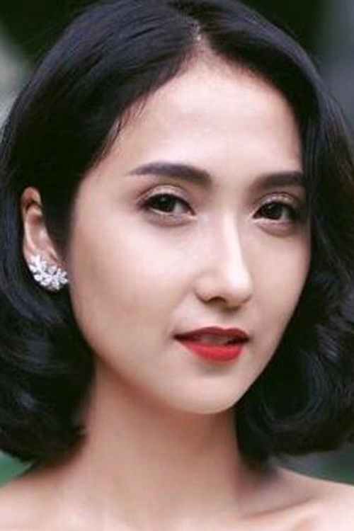 Chompoonuch Piyatumchai as Nuchji