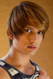 Anderson Lovell as (archive footage)