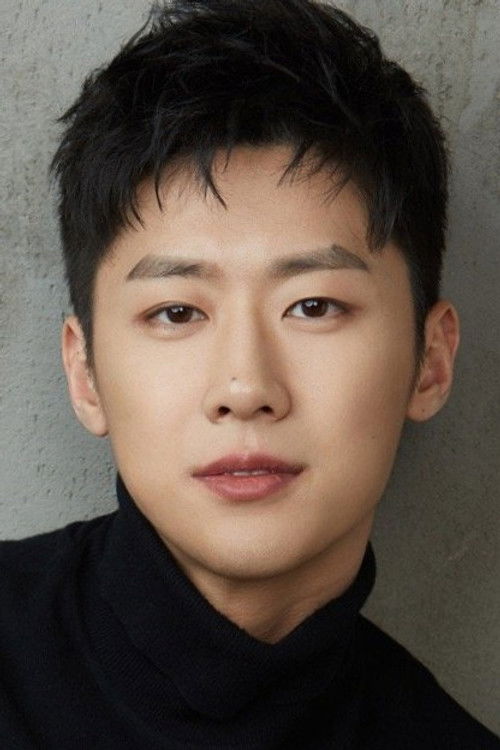 Zhu Jiaqi as Han Zimo