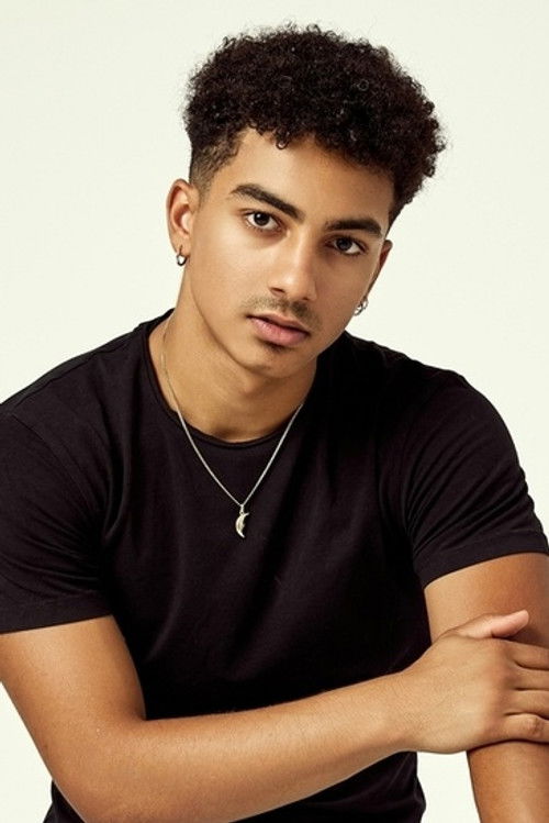 Maxime Calicharane as Thomas