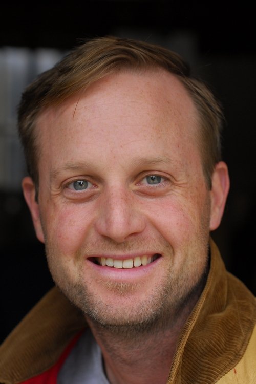 Tim Beresford as Mansturd Nurlman/Alfonzo Garbonzo/Lloyd