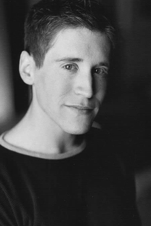 Graham Norris as Kyle