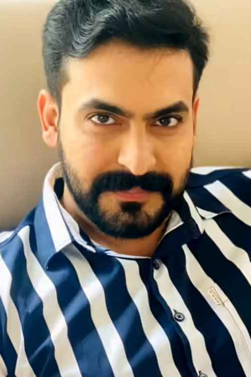 Rayjan Rajan as Rahul Raveendran