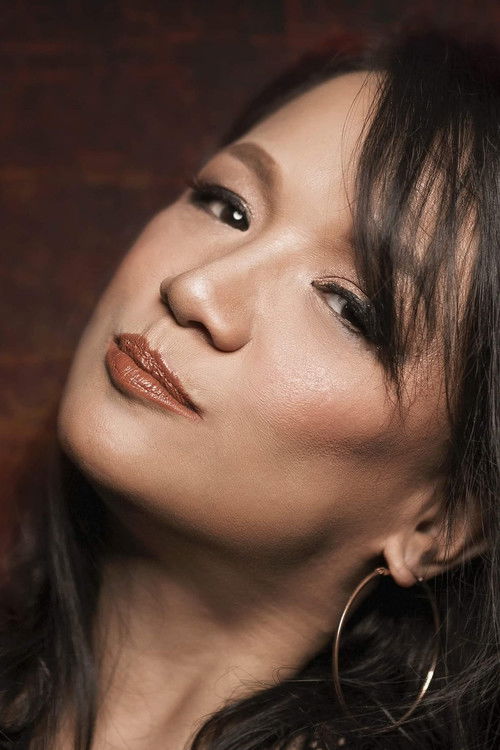 Cooky Chua as Patricia / Kundiman singer