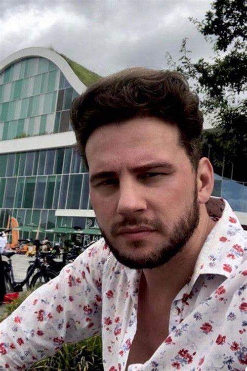 Bouke Scholten as Self