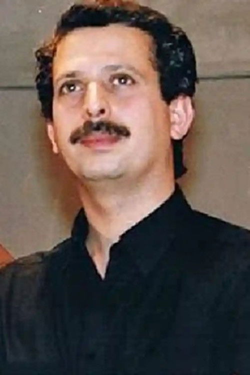 Kamran Malak Motiei as Ali's Father